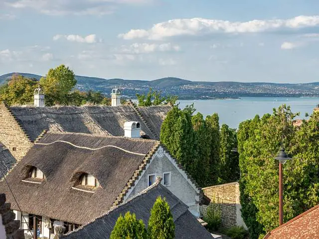 Tihany, el pueblo más hermoso del lago Balaton en Hungría